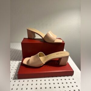 Chic Nude Block Heel Sandals size 8.5